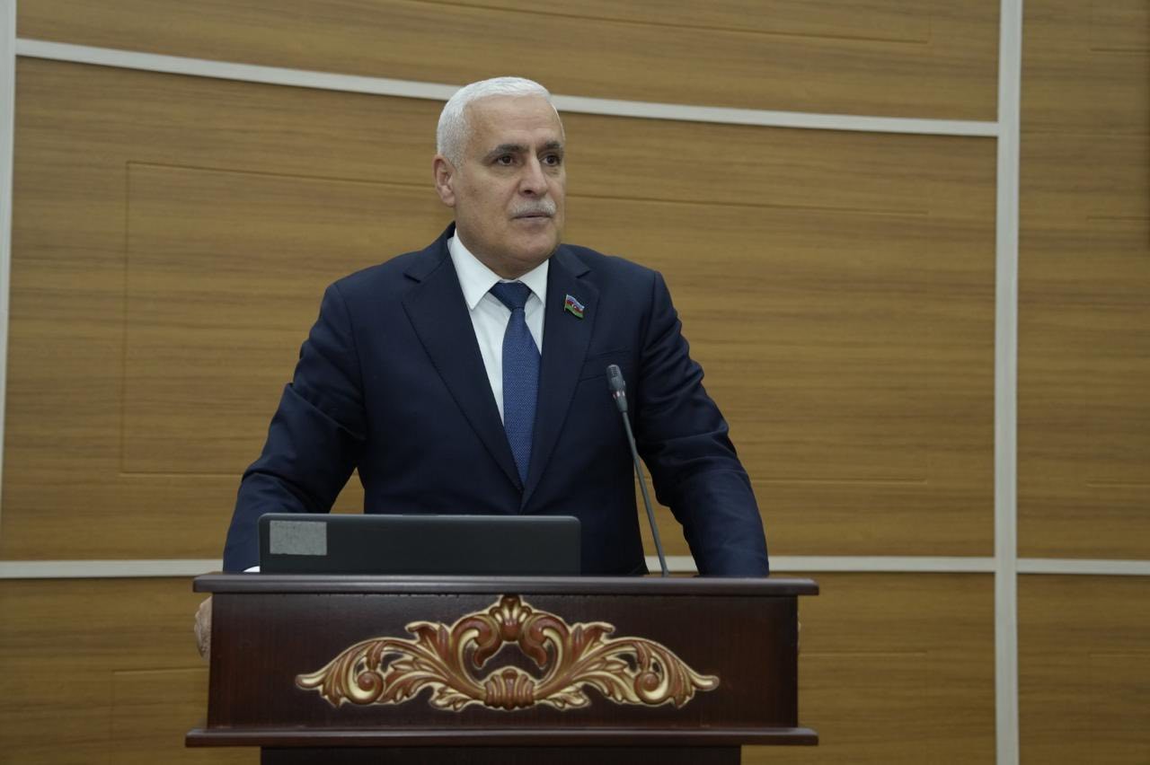 Elm məktəbdən başlayır: UNEC-in təşəbbüsü genişlənir (FOTO)